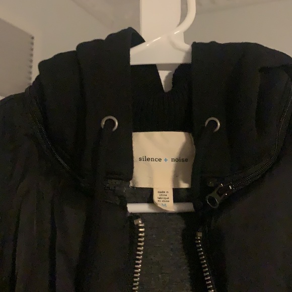 Urban Outfitters Silence and Noise Bomber - Picture 2 of 8